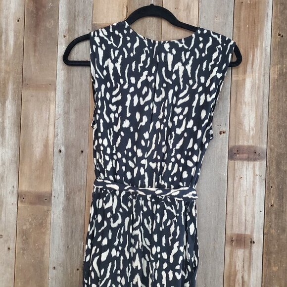 NWT Rails Irene Sleeveless Jumpsuit Abstract Print Office Party Travel Size M - Picture 10 of 10